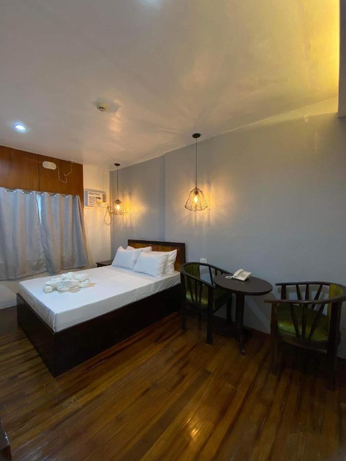 Dumaguete Seafront Hotel Dumaguete City Zewnętrze zdjęcie